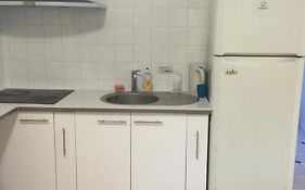 Lori Hostel